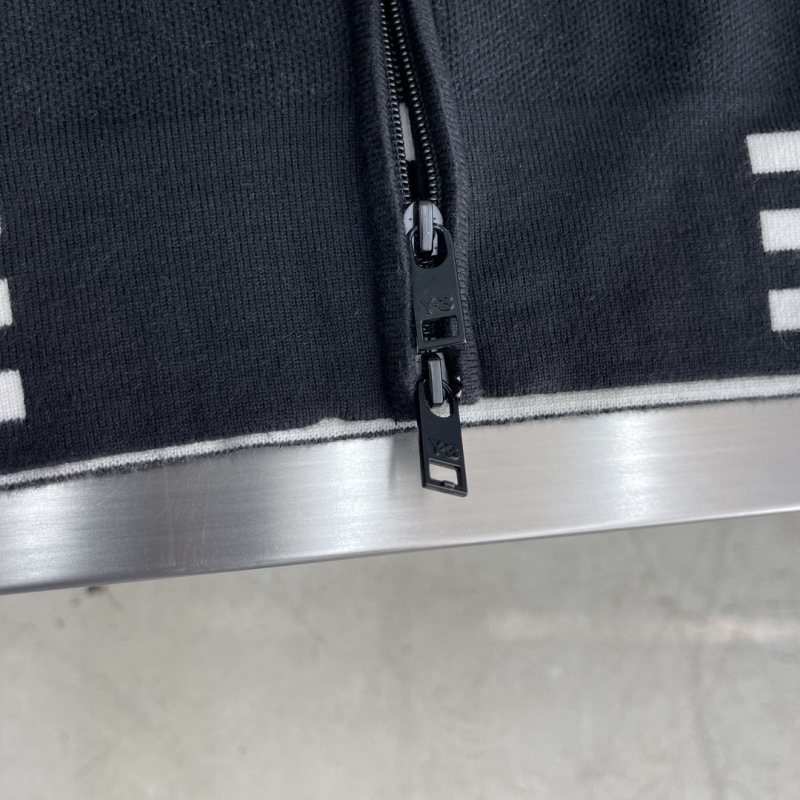 Y-3